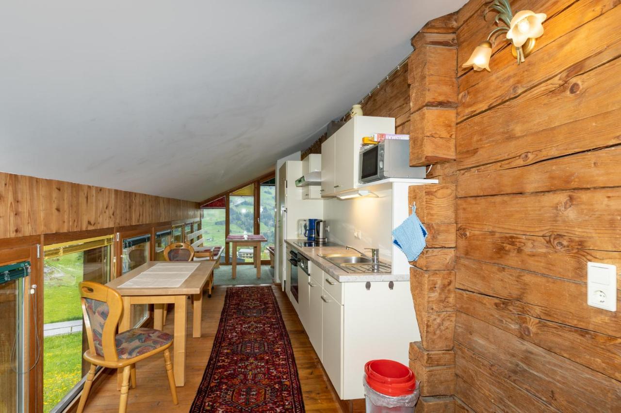 Haus Holzwurm Apartment Raggal Exterior photo