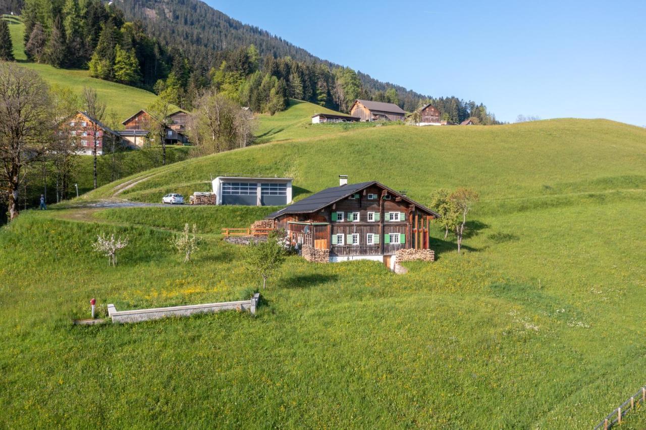 Haus Holzwurm Apartment Raggal Exterior photo