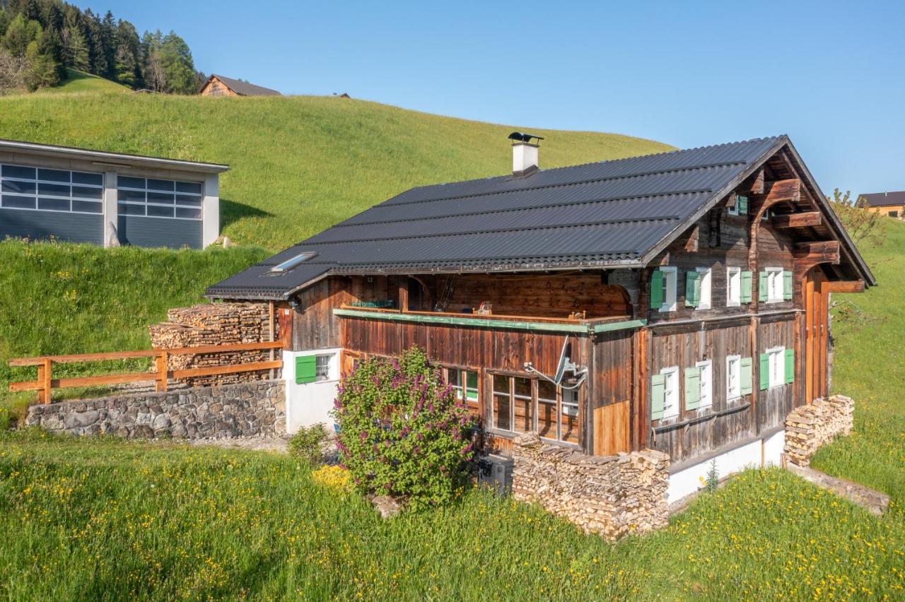 Haus Holzwurm Apartment Raggal Exterior photo